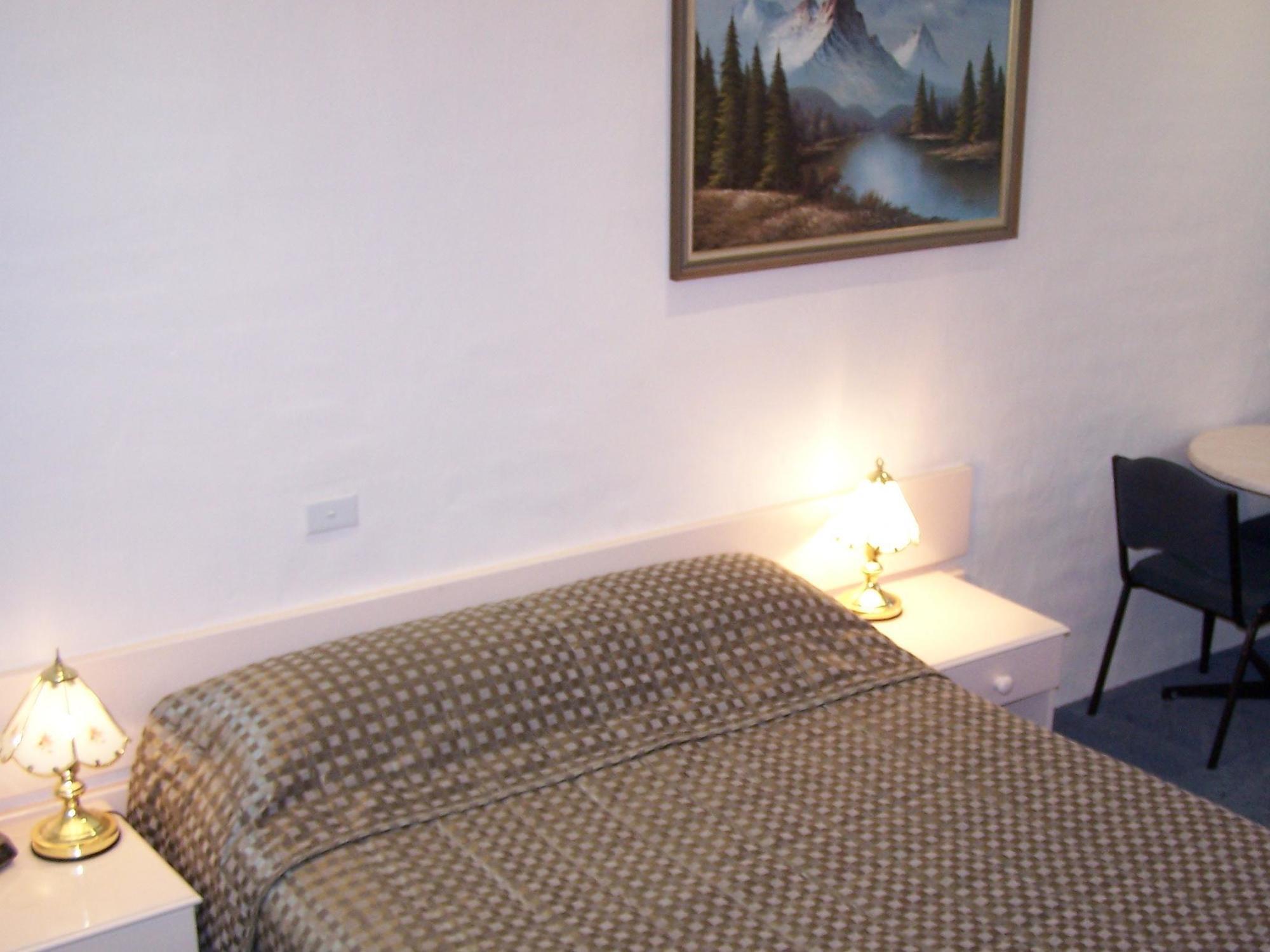 מאונט ביוטי Bogong Moth Motel מראה חיצוני תמונה